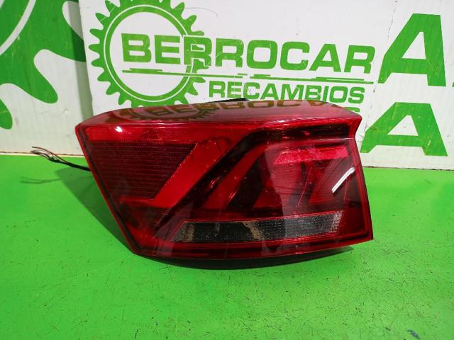 2GA945095D VAG Piloto trasero exterior izquierdo  en stock Córdoba