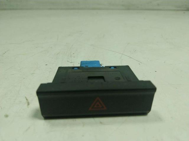 Boton de luz de emergencía Volkswagen T-ROC  (A11, D11)