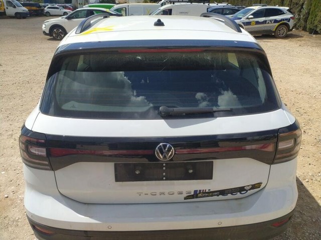 Comprar Puerta del maletero, trasera T-CROSS  C11, D31