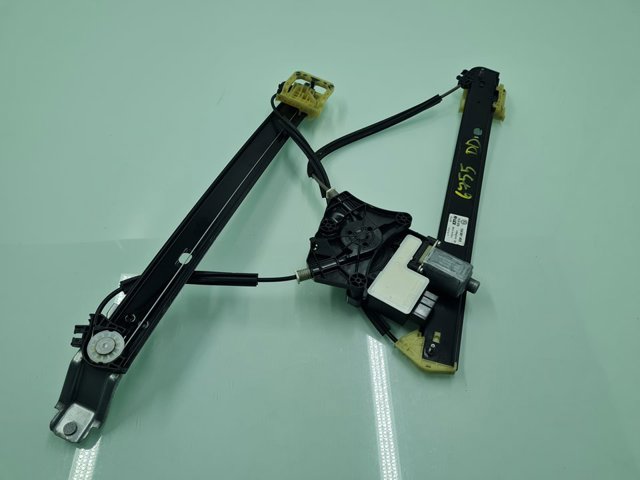 Comprar Mecanismo de elevalunas de la puerta delantera derecha Volkswagen T-CROSS  C11, D31 a bajo precio