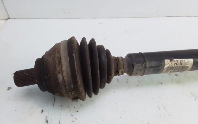 VAG 2K0407272G Árbol de transmisión delantero derecho  en stock Terrassa