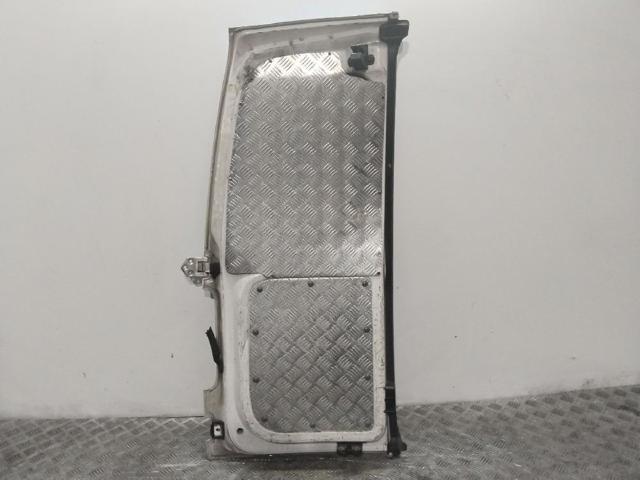 2K0827092G Puerta trasera derecha batiente de furgoneta  disponible Málaga