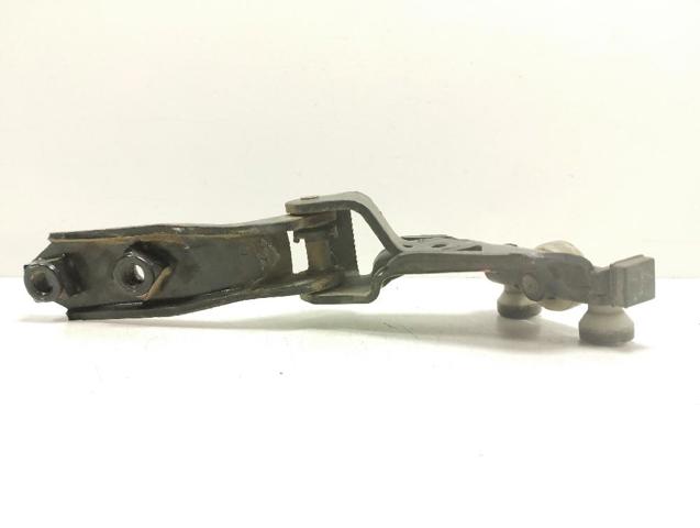 VAG 2K0843336A Rodillo central trasero derecho de puerta corrediza  en stock Salamanca