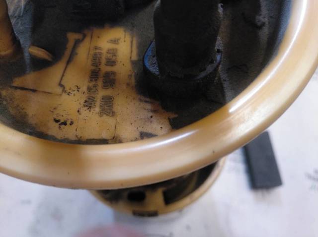 VAG 2K0919050A Módulo de bomba de combustible con sensor de nivel de combustible  disponible Valladolid