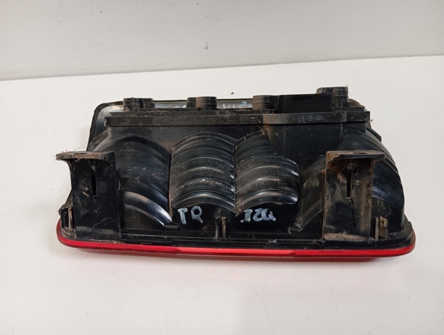 2K0945111A VAG Piloto trasero izquierdo  en stock Huelva