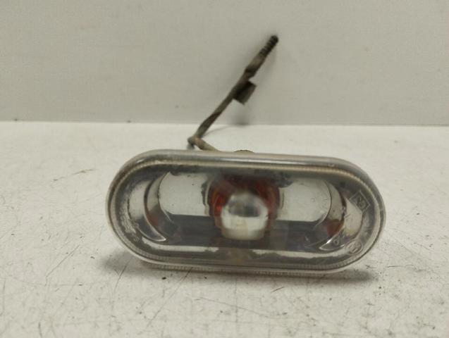 Luz intermitente guardabarros 2K0949117B VAG