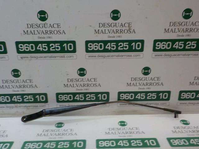 2K1955410 Brazo del limpiaparabrisas  en stock Granada