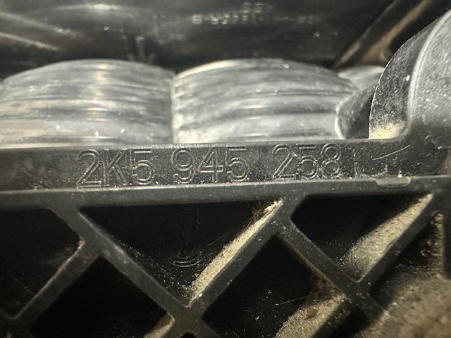 2K5945258 VAG