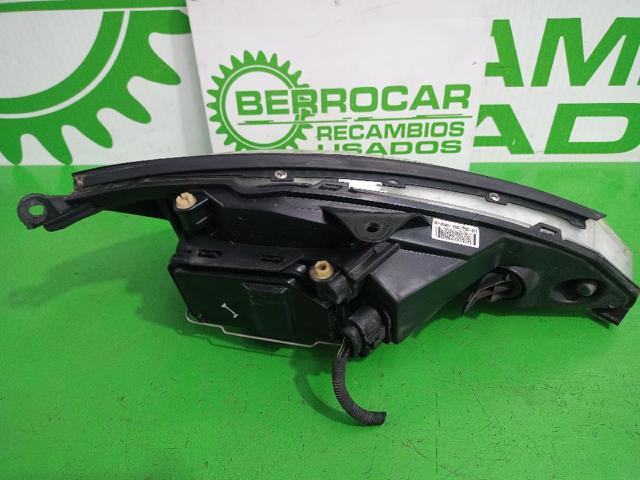 2M5113W030 Faro izquierdo  en stock Granada