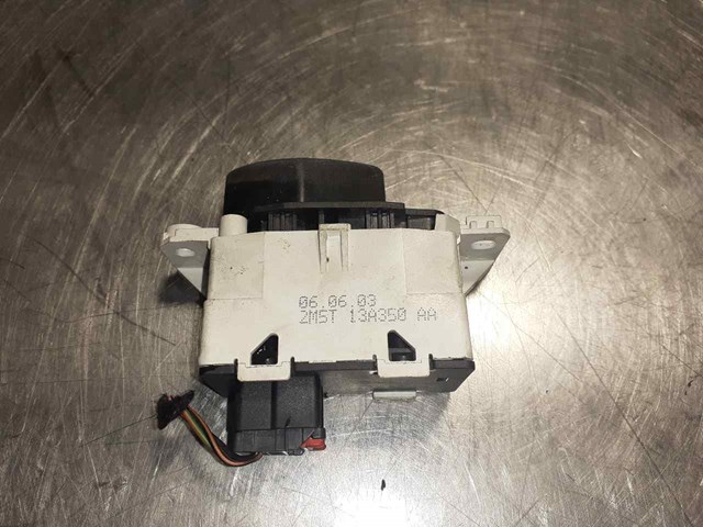 2M5T13A350AA Ford