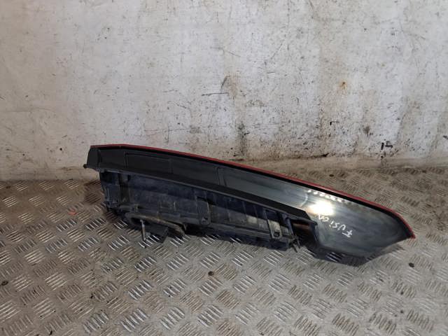 FORD 2N1113A603B Piloto trasero izquierdo  en stock Terrassa