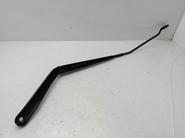 2N1117526BC Ford