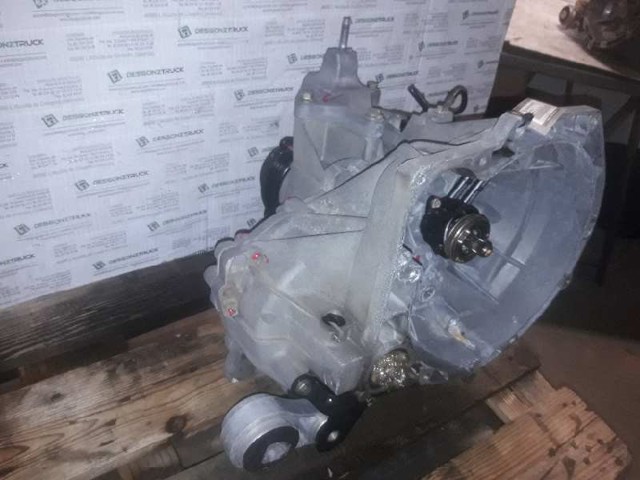 FORD 2N1R7002EA Caja de cambios  en stock Salamanca