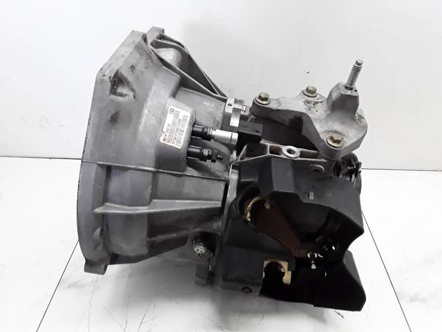 2N1R7002EA FORD Caja de cambios  en stock Córdoba