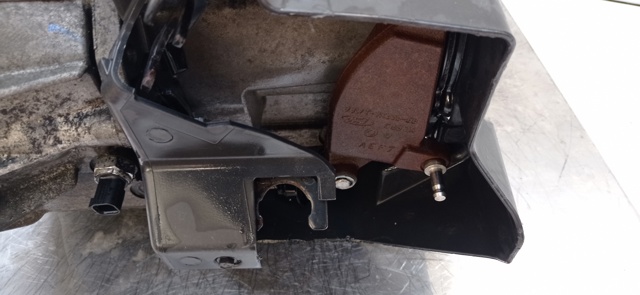 2N1R7002ED FORD Caja de cambios  en stock Gandía