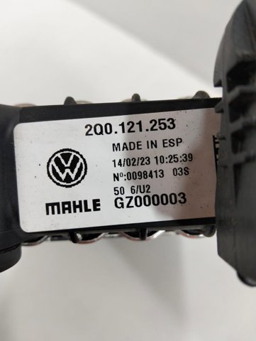 2Q0121253 Radiador de refrigeración del motor  disponible Utrera
