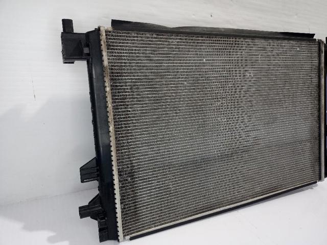 2Q0121253D Radiador adicional de refrigeración del motor  en stock Sabadell