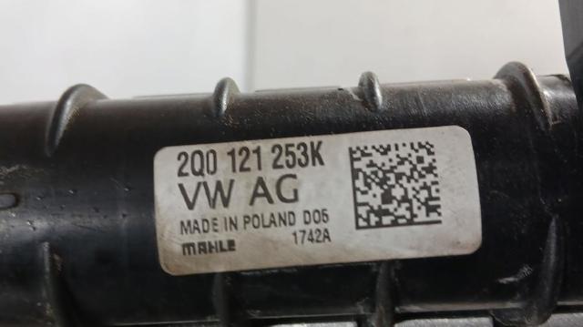 2Q0121253K Radiador de refrigeración del motor  disponible Málaga