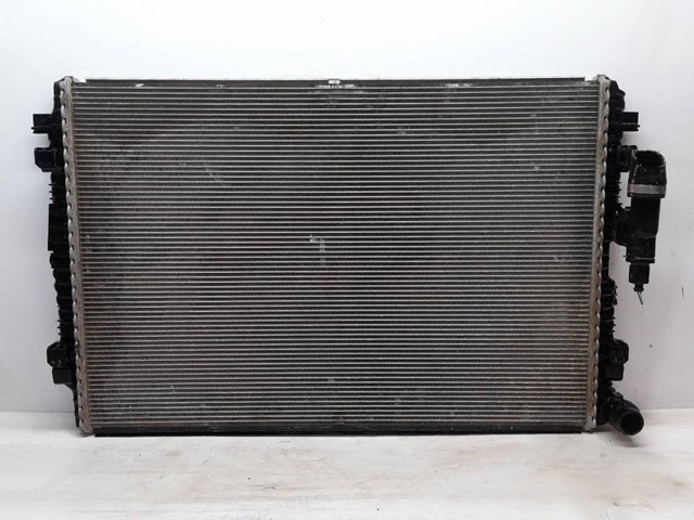 2Q0121253R Radiador  en stock Sabadell