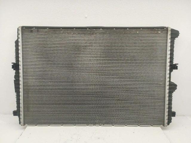 2Q0121253R Radiador de refrigeración del motor  disponible Málaga