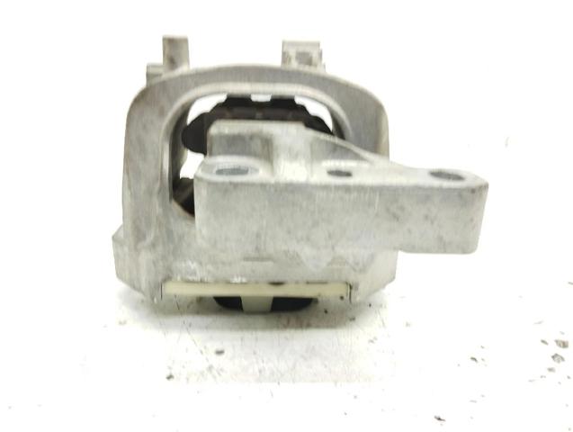 Soporte de motor derecho 2Q0199262BC VAG