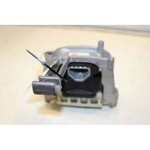 2Q0199262BK Soporte de motor derecho  comprar en Reus