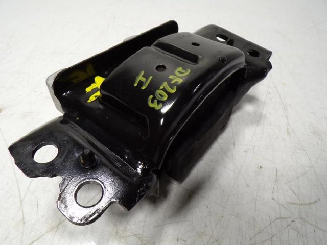 2Q0199555AE VAG Soporte izquierdo del motor  en stock Córdoba