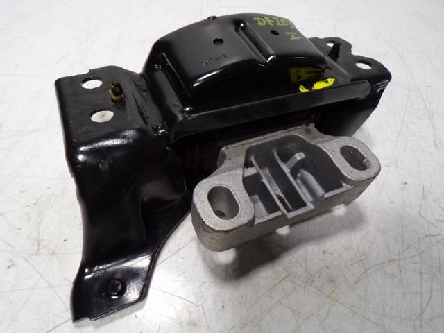 2Q0199555AE Soporte izquierdo del motor comprar Girona