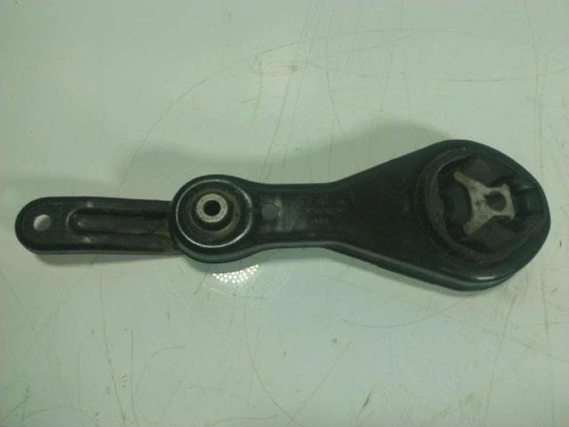 2Q0199851AD Soporte de viga delantera  disponible Burgos