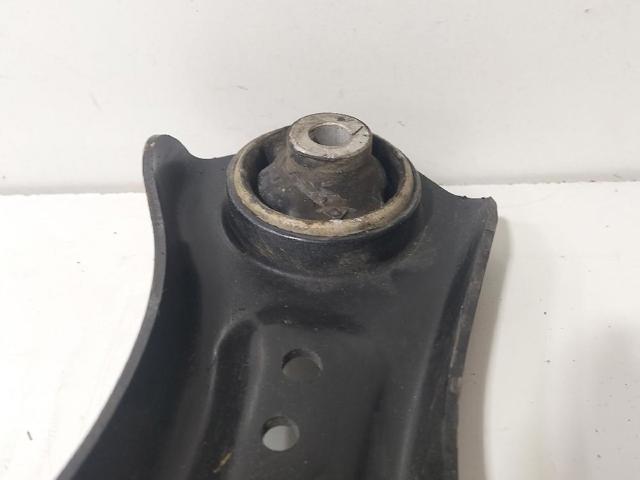 VAG 2Q0407151D Brazo inferior izquierdo de la suspensión delantera  disponible España