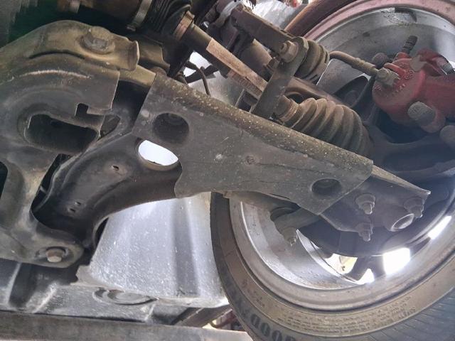 2Q0407151D VAG Brazo inferior izquierdo de la suspensión delantera  disponible Vigo