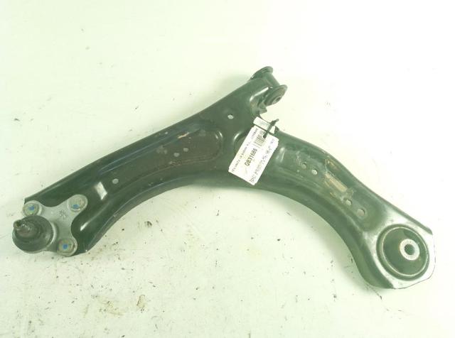 2Q0407151E Brazo inferior izquierdo de la suspensión delantera  comprar en Zaragoza