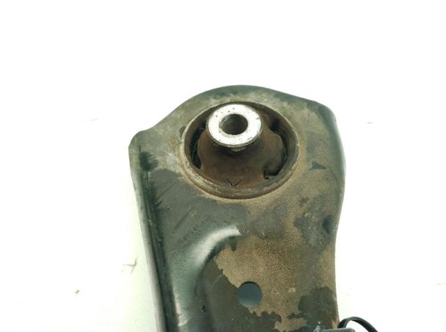 2Q0407151E Brazo inferior izquierdo de la suspensión delantera  disponible Burgos