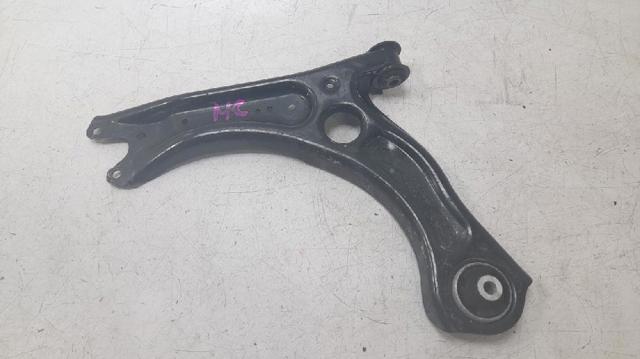2Q0407152D Brazo inferior derecho de la suspensión delantera  disponible Burgos