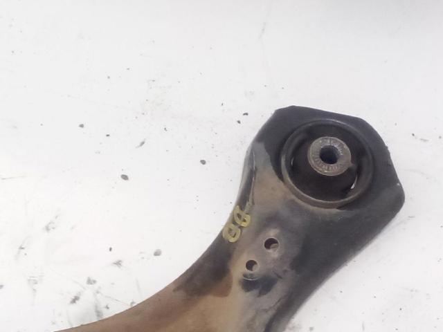 2Q0407152E VAG Brazo inferior derecho de la suspensión delantera  en stock Gandía