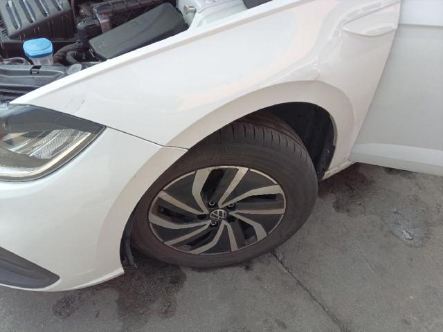 2Q0498151 Brazo inferior izquierdo de la suspensión delantera  comprar en Zaragoza