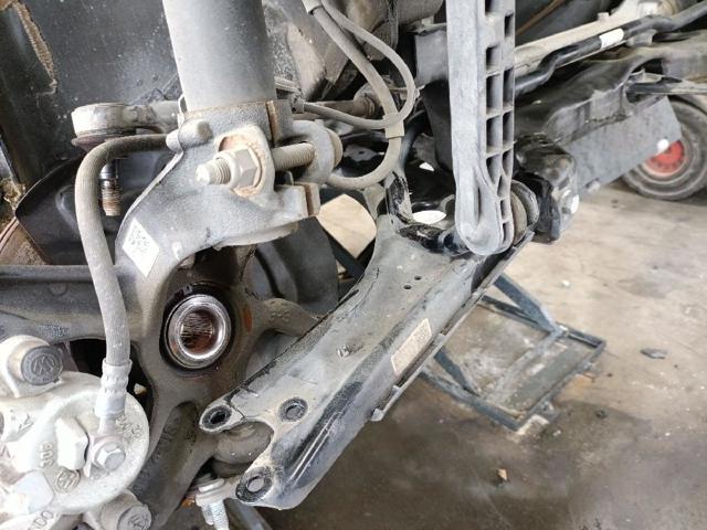 2Q0498151 VAG Brazo inferior izquierdo de la suspensión delantera  disponible Ourense