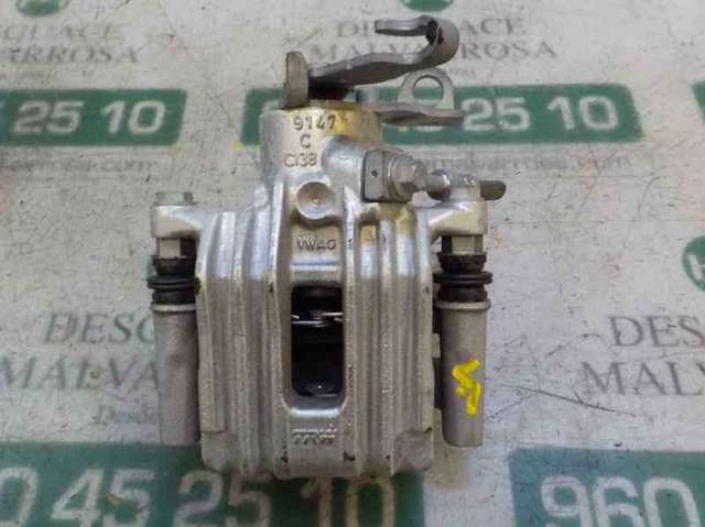 2Q0615424C Pinza de freno trasera derecha  en stock Sabadell