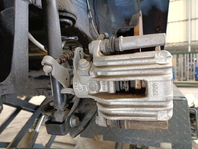 VAG 2Q0615424C Pinza de freno trasera derecha  en stock Salamanca