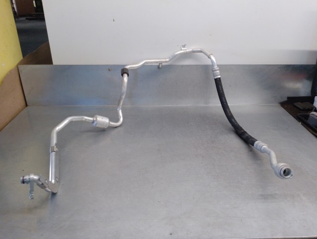 VAG 2Q0816743AL Manguera de aire acondicionado de evaporador al compresor  en stock Valencia