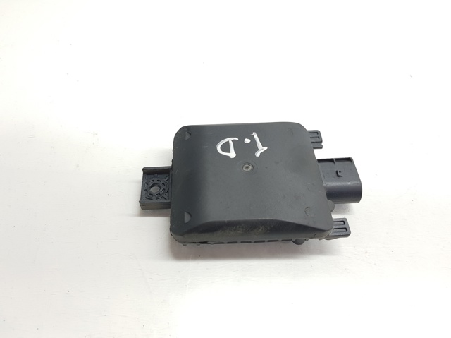 Sensor de control de ángulo muerto trasero 2Q0907686B VAG