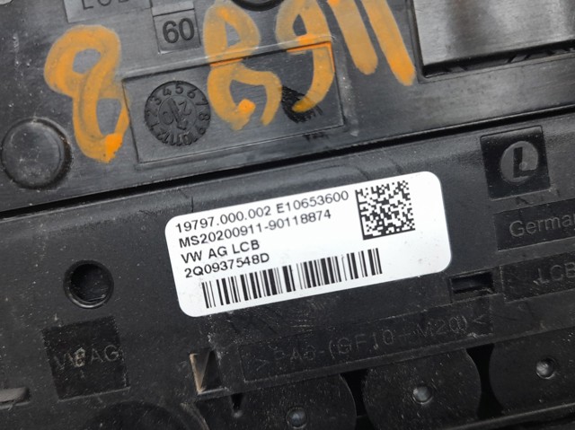 2Q0937548D VAG Caja de fusibles  disponible Vigo