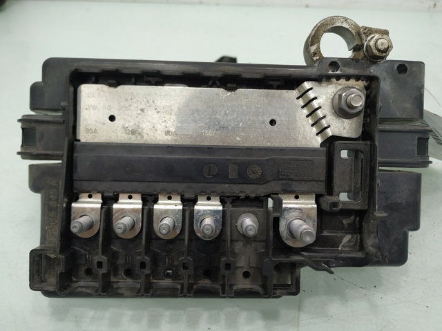 2Q0937548D VAG Caja de fusibles comprar Madrid