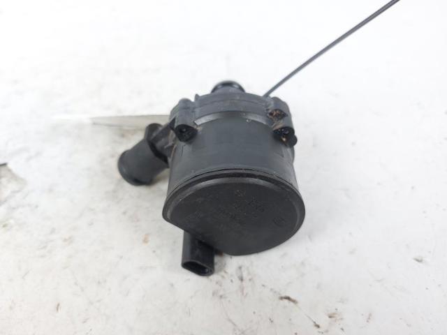 2Q0965567 VAG Bomba de agua eléctrica auxiliar comprar Madrid
