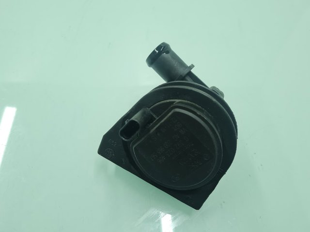 2Q0965567 VAG Bomba de agua eléctrica auxiliar  en stock Gandía