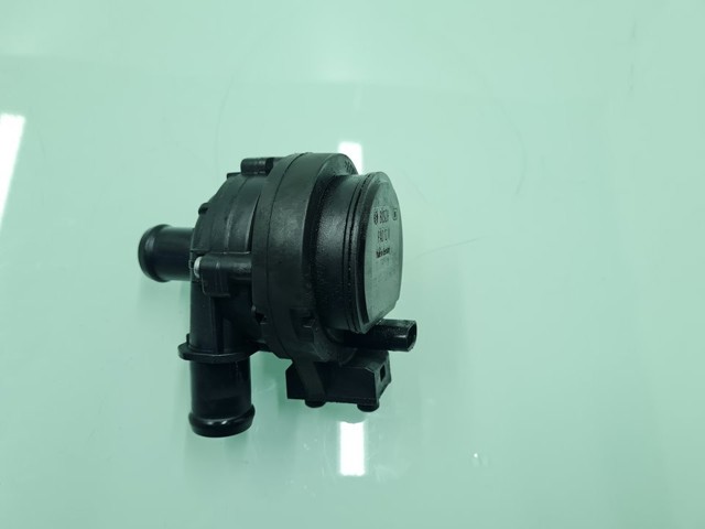 2Q0965567A Bomba de agua eléctrica auxiliar  comprar en Pontevedra