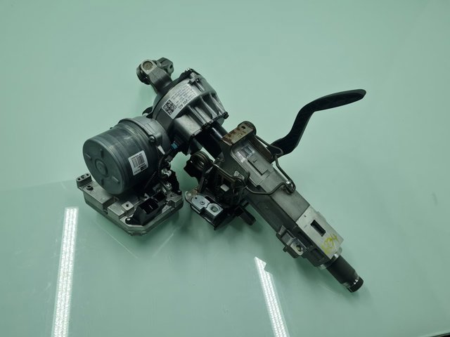 2Q1423510AK VAG