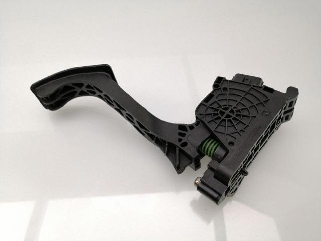VAG 2Q1723503 Pedal del acelerador  disponible Valladolid