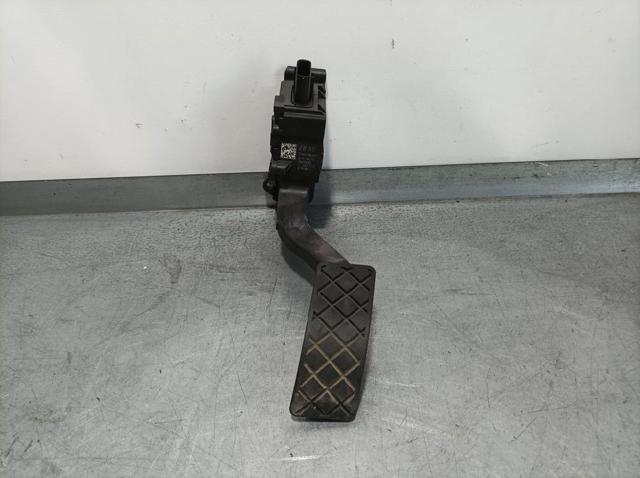 2Q1723503 VAG