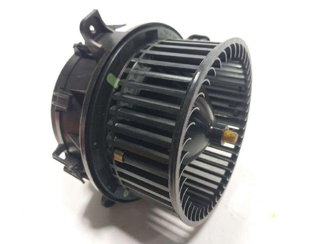 2Q1820021A VAG Ventilador habitáculo comprar Madrid